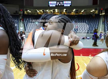 Thumbnail 3 in Grand Oaks vs. Cinco Ranch (UIL 6A Volleyball Final Medal Ceremony) photogallery.