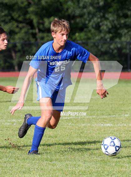 Thumbnail 3 in Maynard @ Bromfield photogallery.