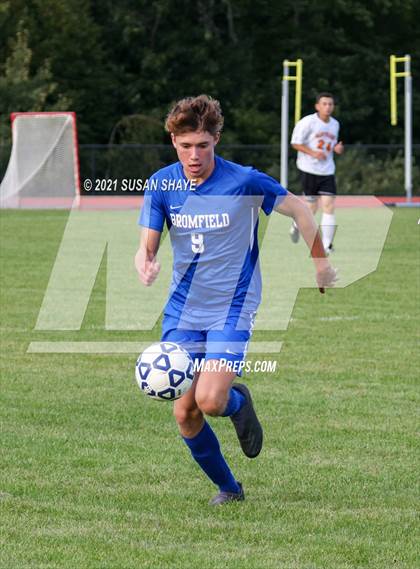Thumbnail 1 in Maynard @ Bromfield photogallery.