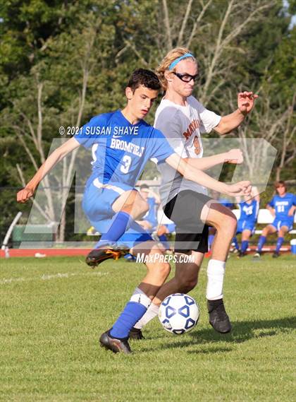 Thumbnail 2 in Maynard @ Bromfield photogallery.