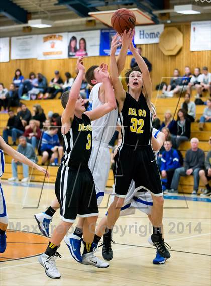 Thumbnail 3 in Rocklin vs Del Oro photogallery.