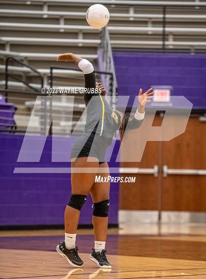 Thumbnail 3 in Mt. Pleasant @ Hallsville photogallery.