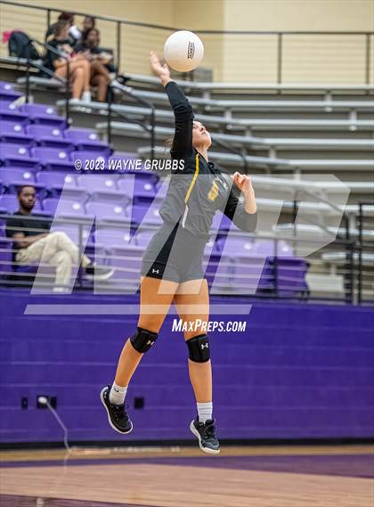 Thumbnail 3 in Mt. Pleasant @ Hallsville photogallery.