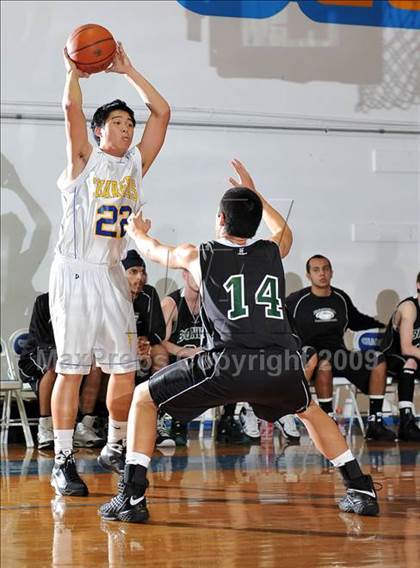 Thumbnail 2 in Bonita @ Charter Oak photogallery.