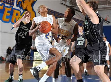 Thumbnail 1 in Bonita @ Charter Oak photogallery.