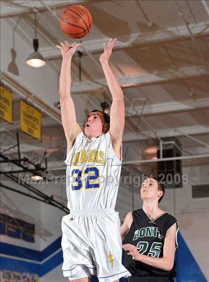Thumbnail 2 in Bonita @ Charter Oak photogallery.