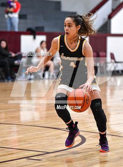 Thumbnail 1 in Florence vs Immanuel Christian (Cameron Chamber Christmas Classic) photogallery.