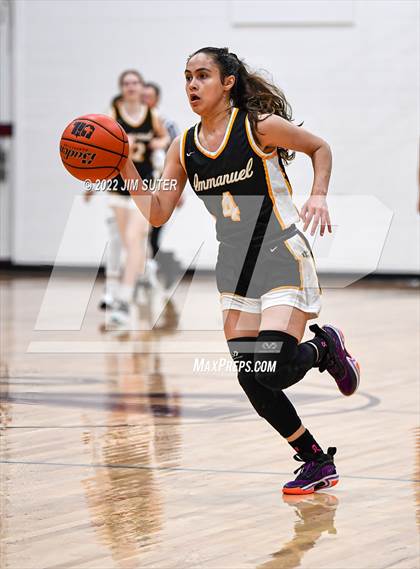 Thumbnail 3 in Florence vs Immanuel Christian (Cameron Chamber Christmas Classic) photogallery.