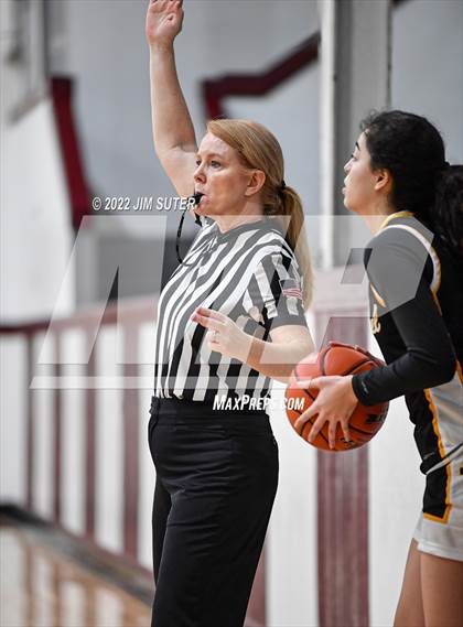 Thumbnail 2 in Florence vs Immanuel Christian (Cameron Chamber Christmas Classic) photogallery.