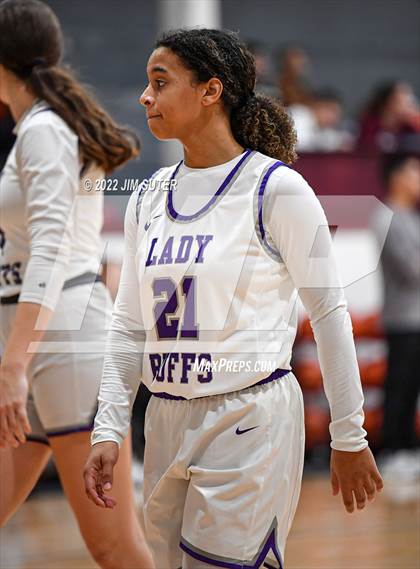 Thumbnail 1 in Florence vs Immanuel Christian (Cameron Chamber Christmas Classic) photogallery.