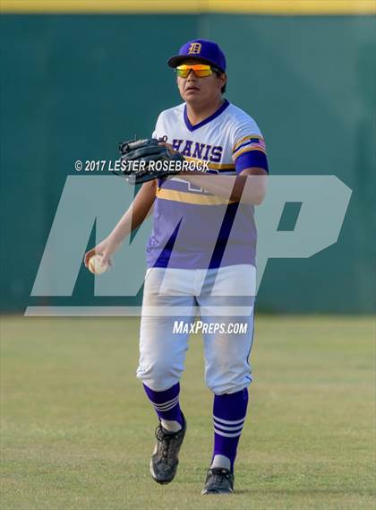 Thumbnail 1 in Medina vs. D'Hanis (UIL 1A Regional Quarterfinal) photogallery.