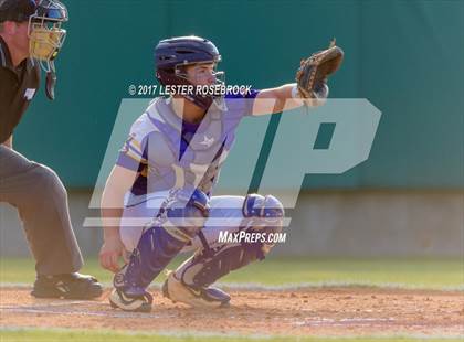 Thumbnail 3 in Medina vs. D'Hanis (UIL 1A Regional Quarterfinal) photogallery.