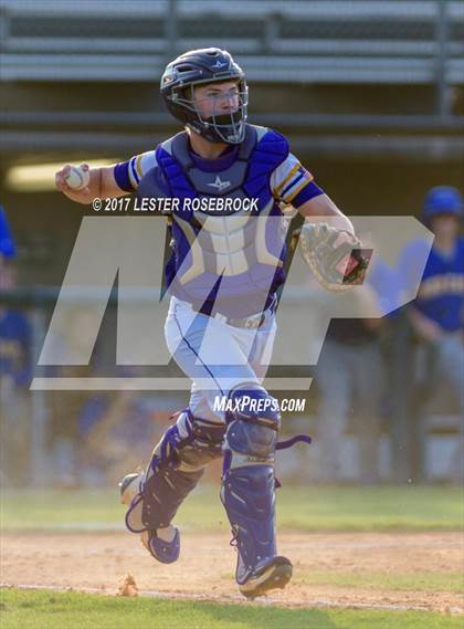 Thumbnail 1 in Medina vs. D'Hanis (UIL 1A Regional Quarterfinal) photogallery.