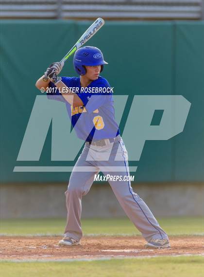 Thumbnail 2 in Medina vs. D'Hanis (UIL 1A Regional Quarterfinal) photogallery.