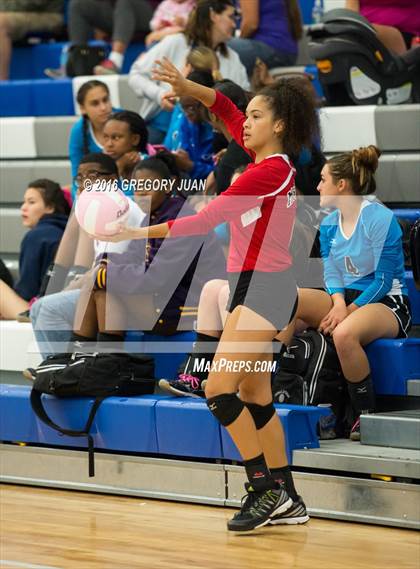Thumbnail 2 in Lutcher vs McGehee (Penguin Volleyball Classic) photogallery.