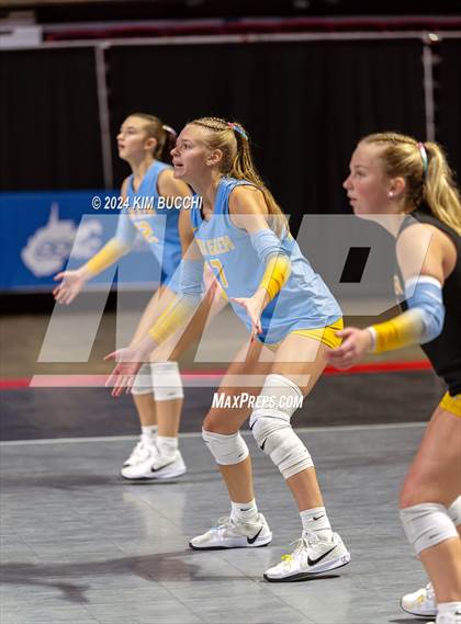 Thumbnail 2 in Oak Glen vs. South Harrison (WVSSAC Class AA Quarterfinal) photogallery.