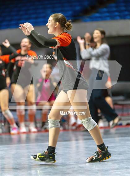 Thumbnail 1 in Oak Glen vs. South Harrison (WVSSAC Class AA Quarterfinal) photogallery.