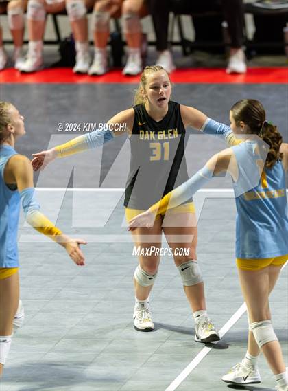 Thumbnail 2 in Oak Glen vs. South Harrison (WVSSAC Class AA Quarterfinal) photogallery.