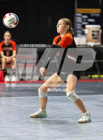 Thumbnail 3 in Oak Glen vs. South Harrison (WVSSAC Class AA Quarterfinal) photogallery.