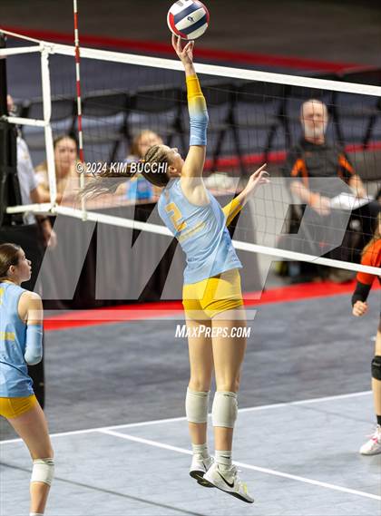 Thumbnail 1 in Oak Glen vs. South Harrison (WVSSAC Class AA Quarterfinal) photogallery.