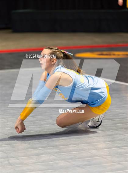 Thumbnail 1 in Oak Glen vs. South Harrison (WVSSAC Class AA Quarterfinal) photogallery.