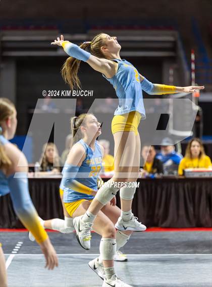 Thumbnail 1 in Oak Glen vs. South Harrison (WVSSAC Class AA Quarterfinal) photogallery.