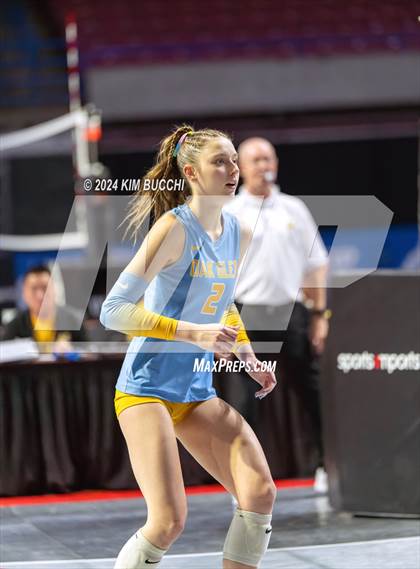 Thumbnail 1 in Oak Glen vs. South Harrison (WVSSAC Class AA Quarterfinal) photogallery.
