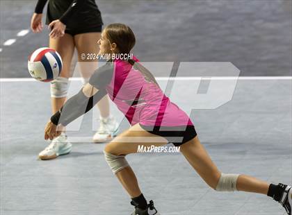 Thumbnail 3 in Oak Glen vs. South Harrison (WVSSAC Class AA Quarterfinal) photogallery.