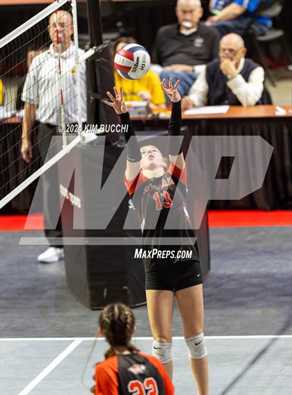 Thumbnail 2 in Oak Glen vs. South Harrison (WVSSAC Class AA Quarterfinal) photogallery.