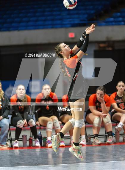 Thumbnail 2 in Oak Glen vs. South Harrison (WVSSAC Class AA Quarterfinal) photogallery.