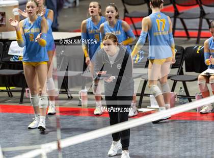 Thumbnail 2 in Oak Glen vs. South Harrison (WVSSAC Class AA Quarterfinal) photogallery.