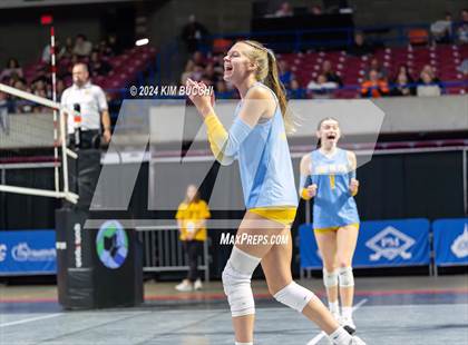 Thumbnail 3 in Oak Glen vs. South Harrison (WVSSAC Class AA Quarterfinal) photogallery.