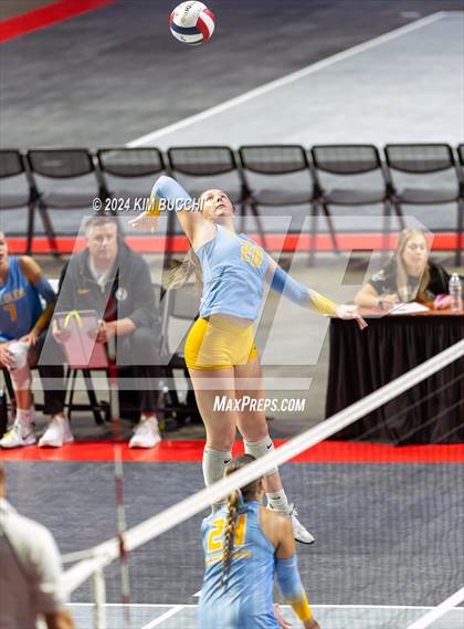 Thumbnail 3 in Oak Glen vs. South Harrison (WVSSAC Class AA Quarterfinal) photogallery.