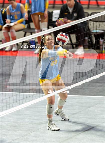 Thumbnail 1 in Oak Glen vs. South Harrison (WVSSAC Class AA Quarterfinal) photogallery.