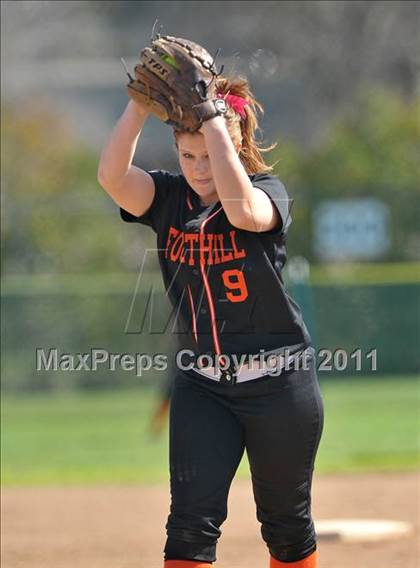 Thumbnail 2 in El Camino vs. Foothill (Victory Pre-Season T.O.C.) photogallery.