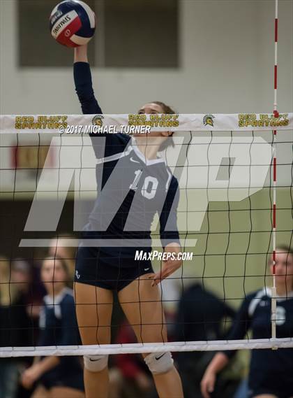 Thumbnail 3 in Pleasant Valley vs. Chico (NSCIF D2  Final) photogallery.