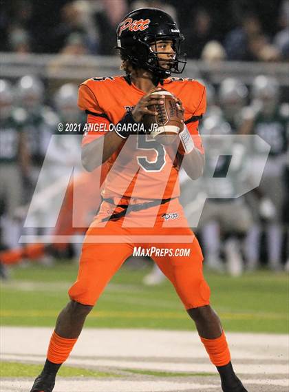 Thumbnail 1 in Pittsburg @ De La Salle (CIF NCS Open Division 1 Championship) photogallery.