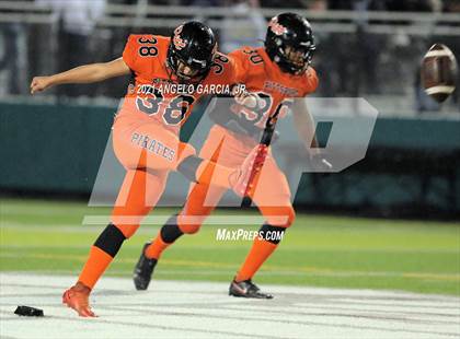 Thumbnail 2 in Pittsburg @ De La Salle (CIF NCS Open Division 1 Championship) photogallery.