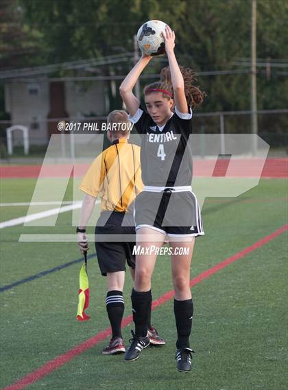 Thumbnail 3 in Westerville Central @ Thomas Worthington photogallery.