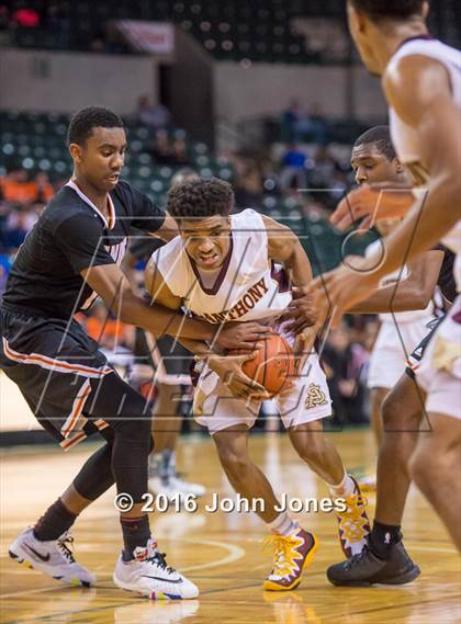 Thumbnail 2 in Linden vs. St. Anthony (NJSIAA Tournament of Champions Final) photogallery.