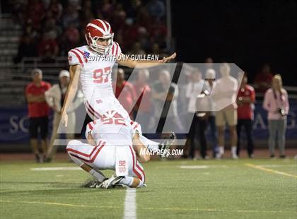 Thumbnail 2 in Santa Margarita vs. Mater Dei photogallery.