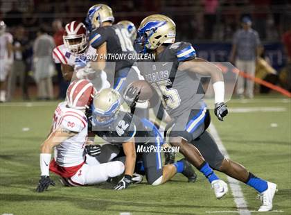 Thumbnail 2 in Santa Margarita vs. Mater Dei photogallery.