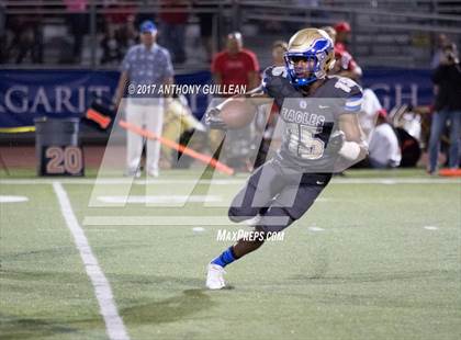 Thumbnail 3 in Santa Margarita vs. Mater Dei photogallery.