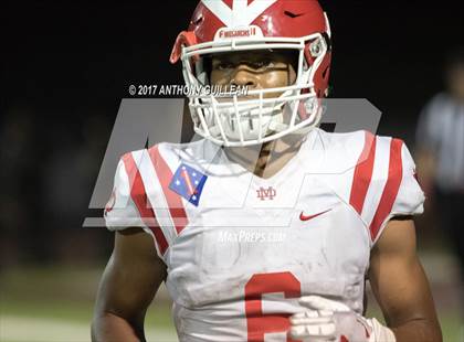 Thumbnail 1 in Santa Margarita vs. Mater Dei photogallery.