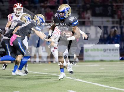 Thumbnail 1 in Santa Margarita vs. Mater Dei photogallery.