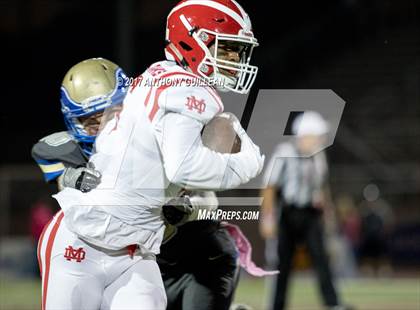 Thumbnail 2 in Santa Margarita vs. Mater Dei photogallery.