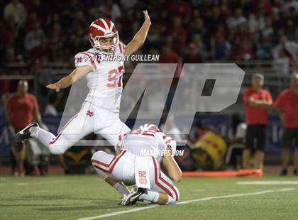 Thumbnail 3 in Santa Margarita vs. Mater Dei photogallery.