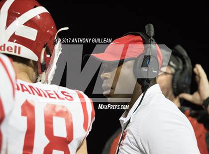Thumbnail 1 in Santa Margarita vs. Mater Dei photogallery.