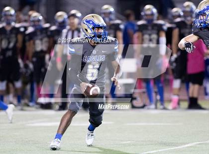 Thumbnail 2 in Santa Margarita vs. Mater Dei photogallery.