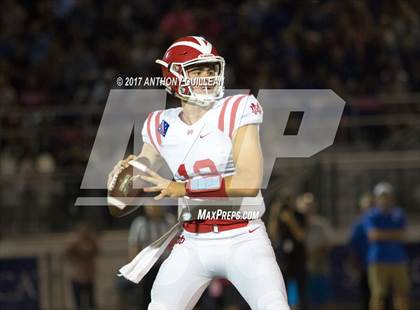 Thumbnail 3 in Santa Margarita vs. Mater Dei photogallery.